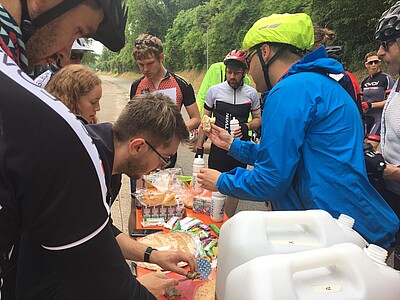 L'équipe support, ou Begleitteam, est composée de 14 étudiants du Karlsruher Institut für Technologie (KIT).