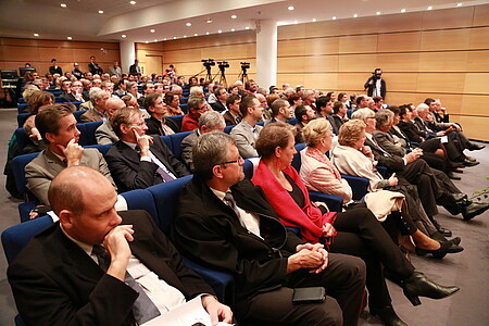 Une assemblée attentive
