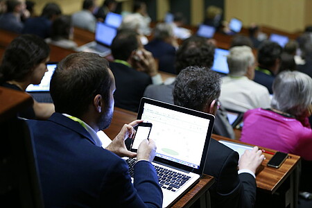 Tous les participants du colloque étaient très connectés.